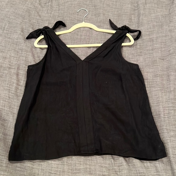 JCrew black linen tank - Picture 2 of 6